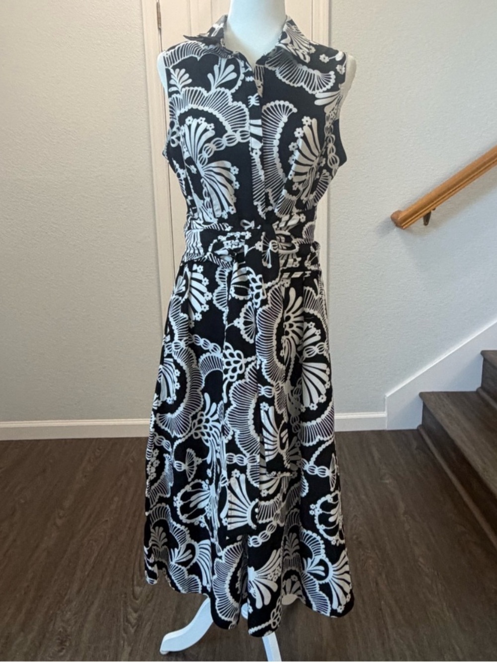 LIKE NEW! Banana Republic Factory Poplin Cross-Waist Midi Dress